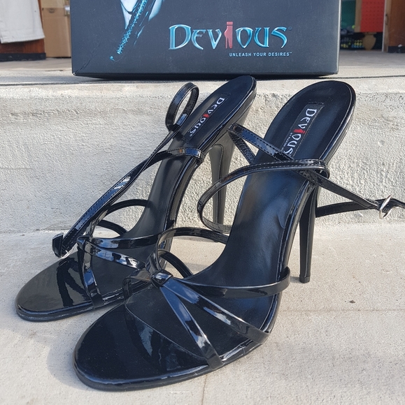 New in box! Size 14us  Devious spike heel shoes, - Picture 3 of 5